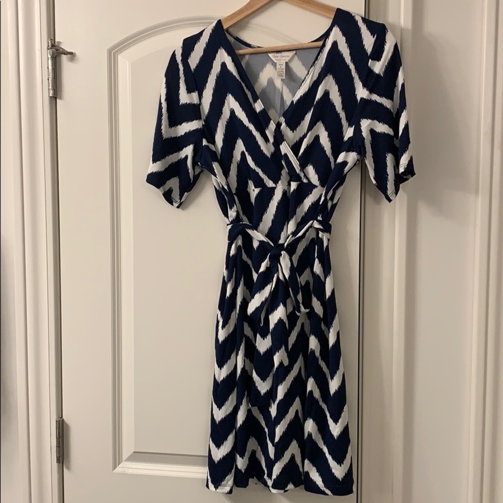 Three Seasons Maternity Dress Size Large